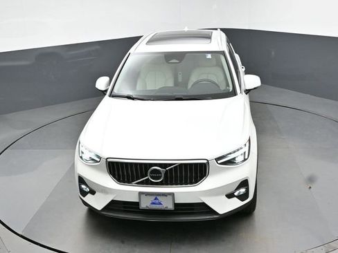 Used 2023 Volvo XC40 B5 Plus w/ Protection Package Premier AWD/4WD image 46