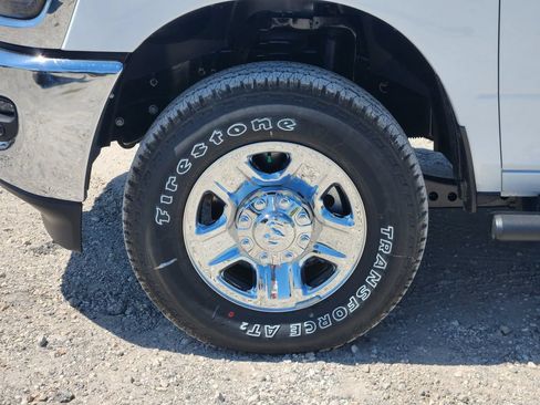 New 2026 RAM 2500 Tradesman AWD/4WD image 7