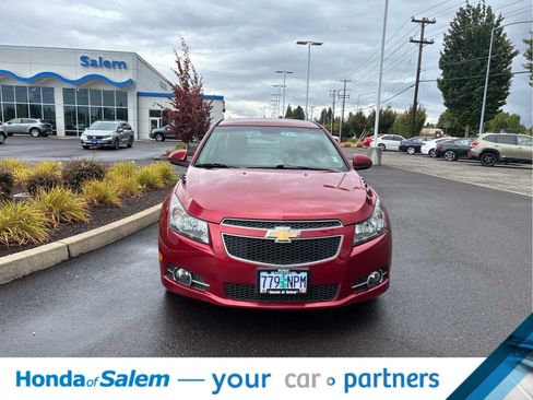 Used 2012 Chevrolet Cruze LT w/ RS Package FWD image 6