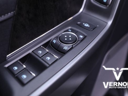 New 2026 Ford F250 Lariat w/ Chrome Package image 18