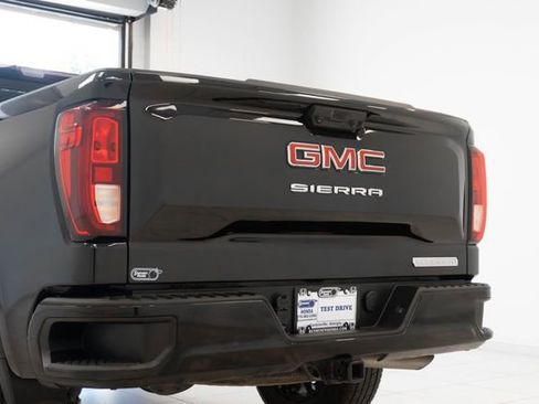 Used 2022 GMC Sierra 1500 Elevation RWD image 12