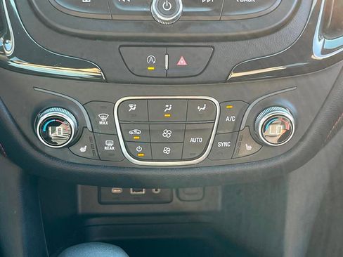 Used 2022 Chevrolet Equinox RS w/ RS Leather Package image 24