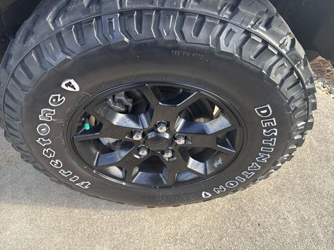 Used 2022 Jeep Wrangler Unlimited Sport image 9