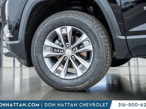 Used 2025 Chevrolet Equinox LT image 36