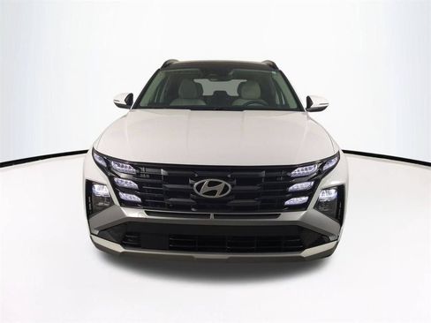 Used 2025 Hyundai Tucson SEL AWD/4WD image 3