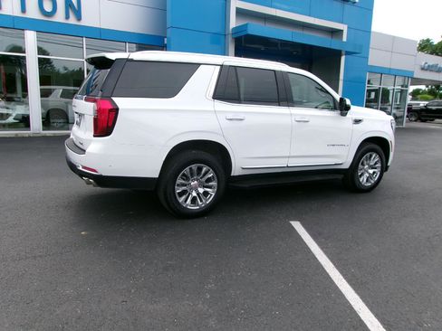 Certified 2025 GMC Yukon Denali AWD/4WD image 3