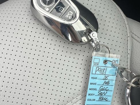 Used 2024 Mercedes-Benz GLC 300 4MATIC w/ AMG Line image 38