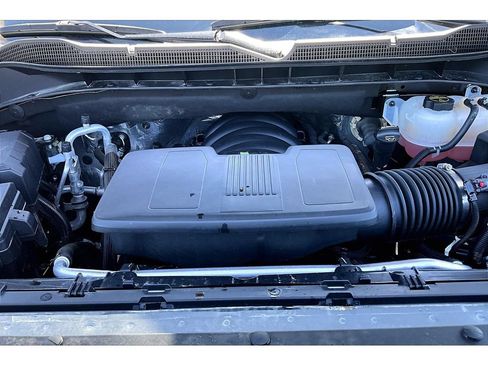 Used 2024 Chevrolet Silverado 1500 LT Trail Boss w/ LT Trail Boss Premium Package AWD/4WD image 32