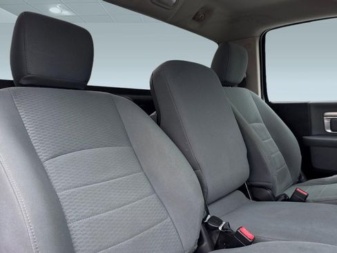 Used 2017 RAM 1500 Tradesman w/ Power & Remote Entry Group image 28