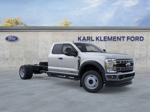 New 2026 Ford F450 XL w/ XL Chrome Package image 7