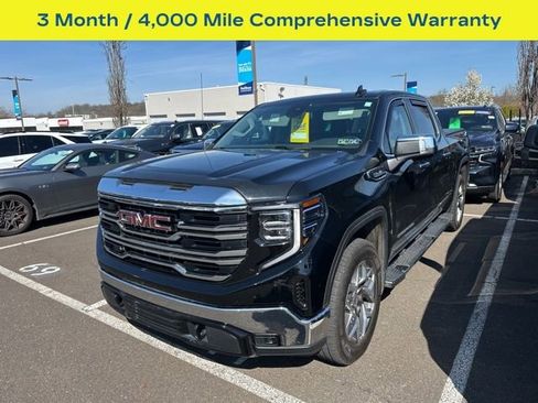 Used 2022 GMC Sierra 1500 SLT w/ SLT Premium Package image 3