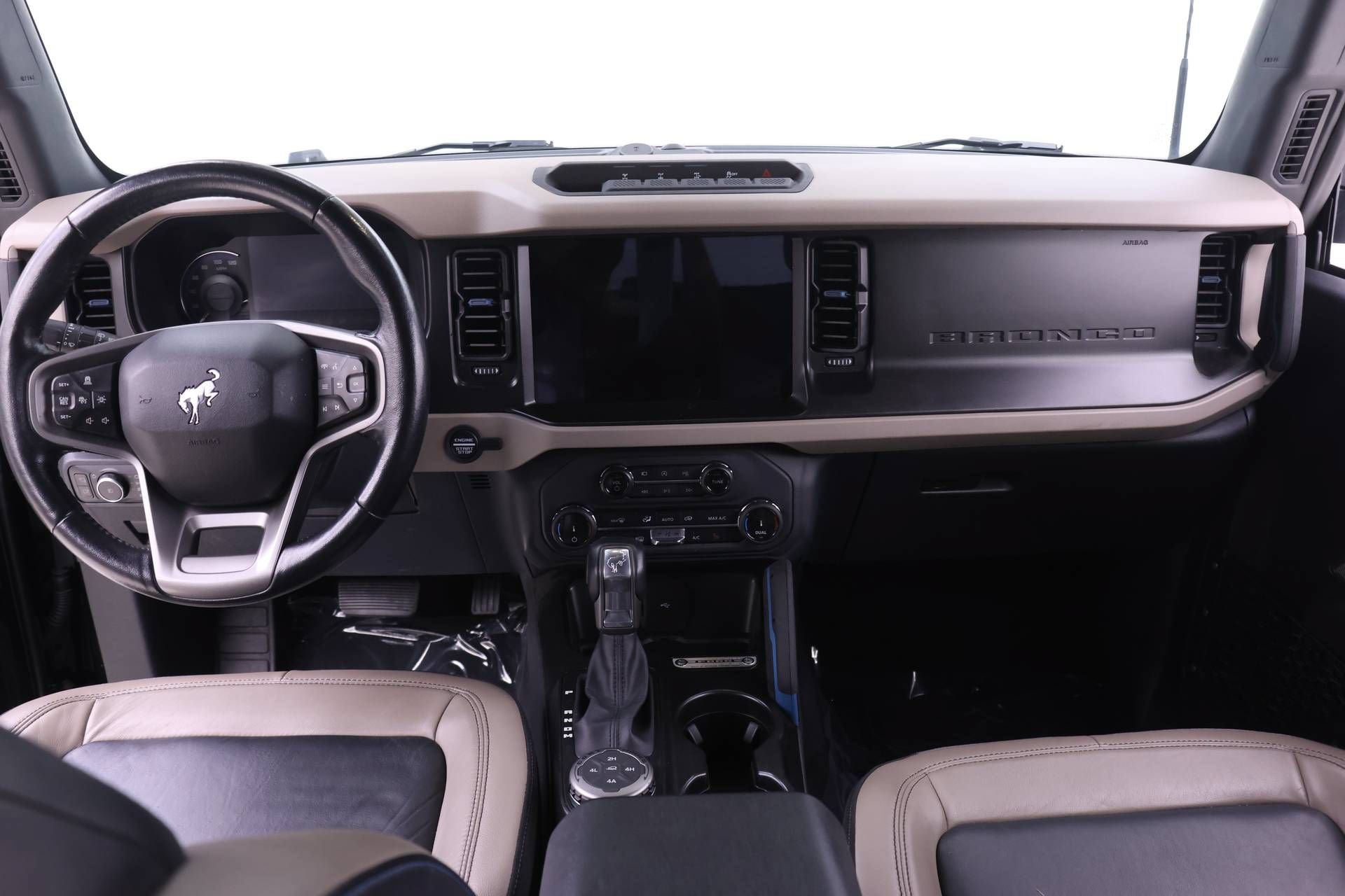 Used 2022 Ford Bronco Wildtrak AWD/4WD image 8