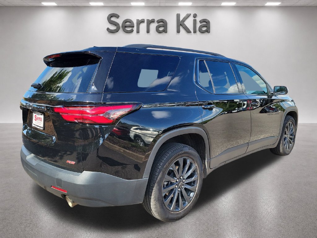 Used 2023 Chevrolet Traverse RS w/ LPO, Floor Liner Package FWD image 5