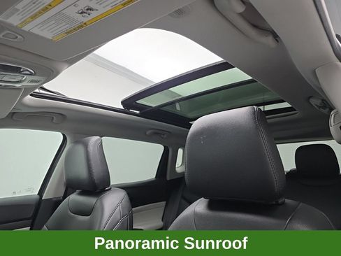 Used 2022 Jeep Compass Limited w/ Sun and Sound Group AWD/4WD image 49