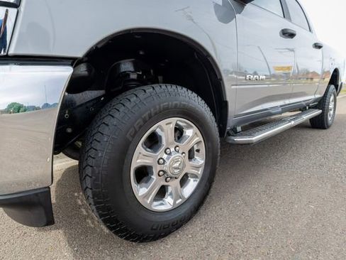 Used 2024 RAM 2500 Big Horn AWD/4WD image 9