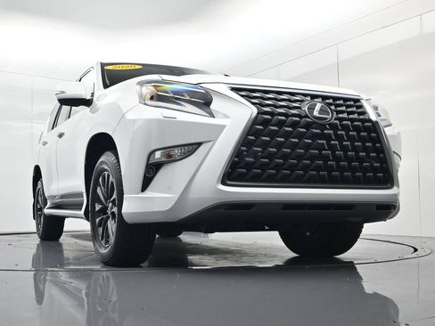 Used 2020 Lexus GX 460 Premium w/ Premium Package AWD/4WD image 46