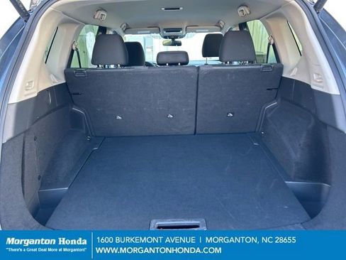 Used 2025 Nissan Rogue SV image 28