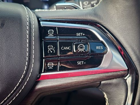 Certified 2024 Jeep Grand Cherokee L Overland w/ Advanced Protech Group III image 24