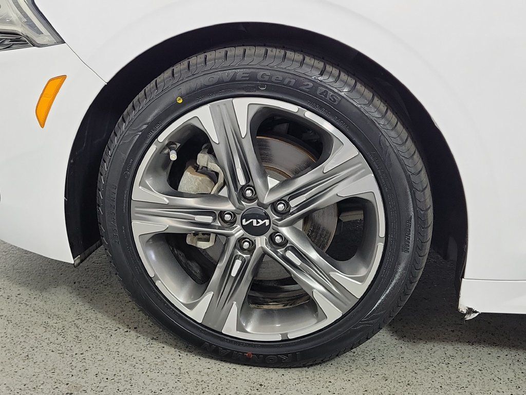 Used 2023 Kia K5 EX FWD image 9