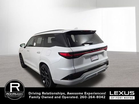 New 2026 Lexus TX 500h AWD image 9