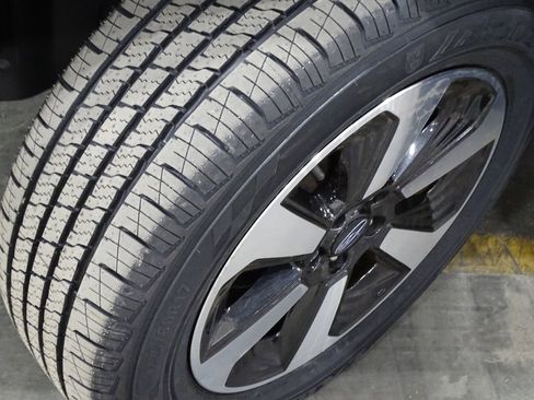 Used 2018 Subaru Forester 2.5i Limited image 41