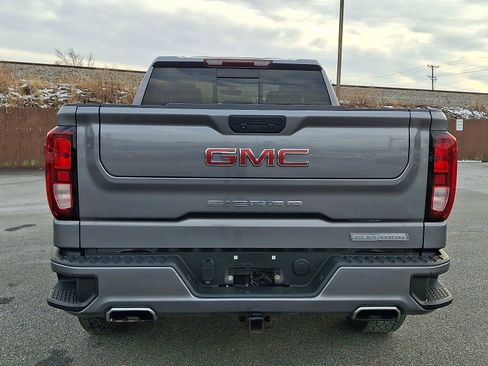 Used 2021 GMC Sierra 1500 Elevation w/ Preferred Package image 5
