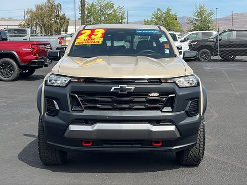 Certified 2023 Chevrolet Colorado Trail Boss w/ Advanced Trailering Package AWD/4WD image 2
