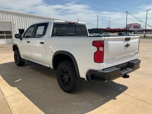 Used 2023 Chevrolet Silverado 1500 ZR2 w/ Technology Package AWD/4WD image 37