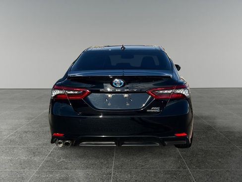 Used 2024 Toyota Camry XSE w/ Navigation Package FWD image 8