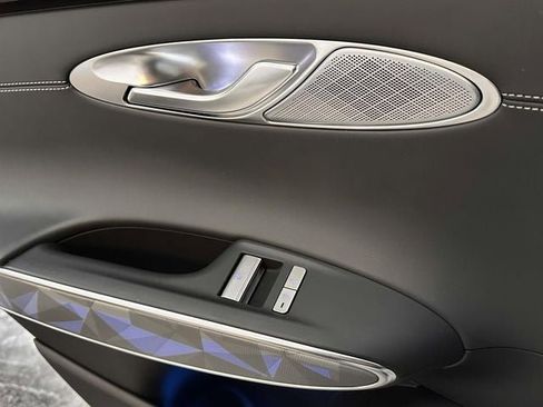 Used 2025 Genesis GV70 3.5T Sport w/ Sport Advanced Package image 21