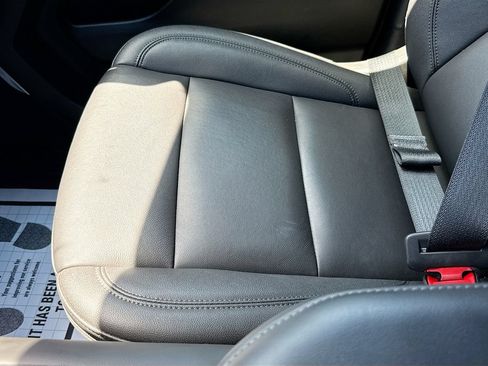 Used 2025 Chevrolet Tahoe LT RWD image 22
