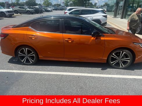 Used 2023 Nissan Sentra SR w/ SR Premium Package FWD image 3