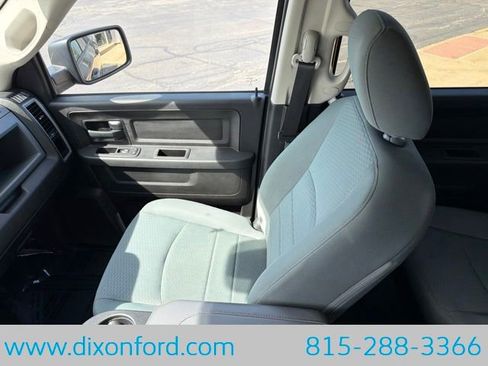 Used 2018 RAM 1500 Express AWD/4WD image 18
