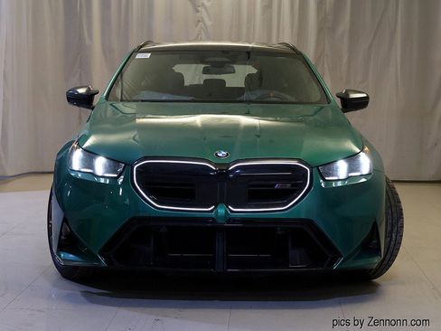 New 2026 BMW M5 Touring image 5