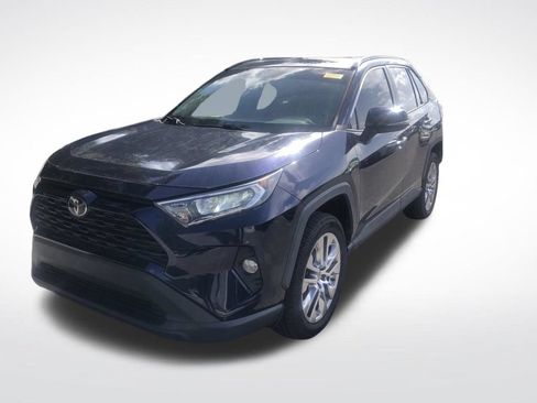 Used 2021 Toyota RAV4 XLE Premium FWD image 2