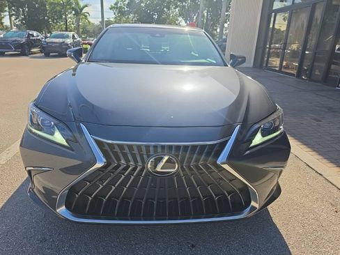 Used 2024 Lexus ES 350 w/ Premium Package FWD image 2