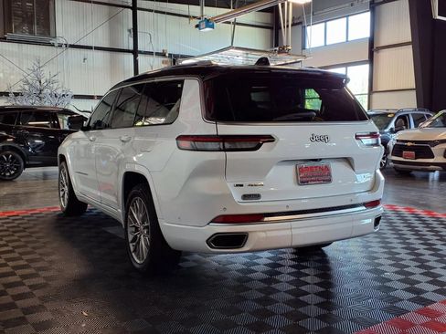 Used 2022 Jeep Grand Cherokee L Summit w/ Luxury Tech Group V AWD/4WD image 4