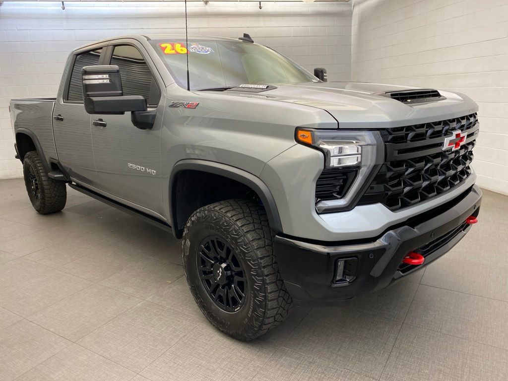 Used 2026 Chevrolet Silverado 2500 ZR2 AWD/4WD image 4