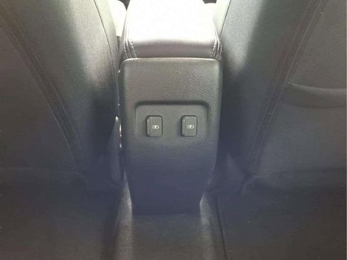 Used 2023 Nissan Kicks SR FWD image 13
