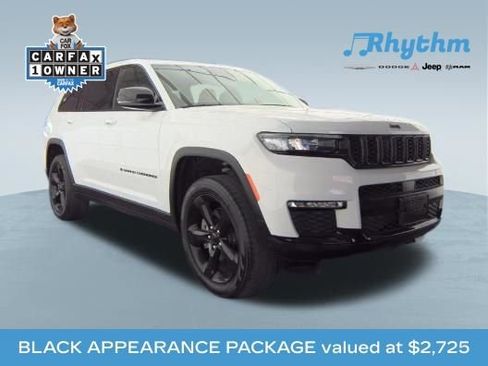 Used 2024 Jeep Grand Cherokee L Limited w/ Black Appearance Package image 1