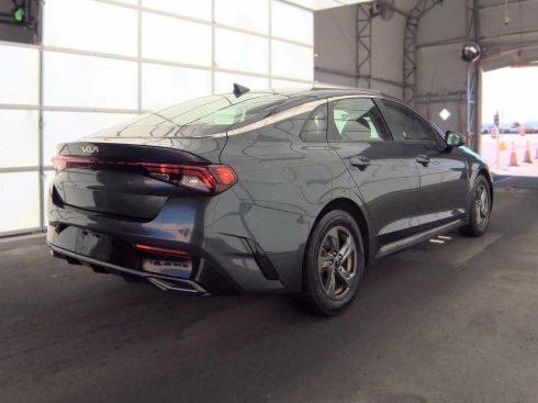 Used 2022 Kia K5 LXS FWD image 3