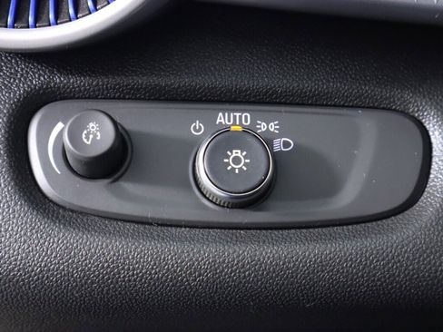 Used 2024 Chevrolet Trax LS FWD image 10