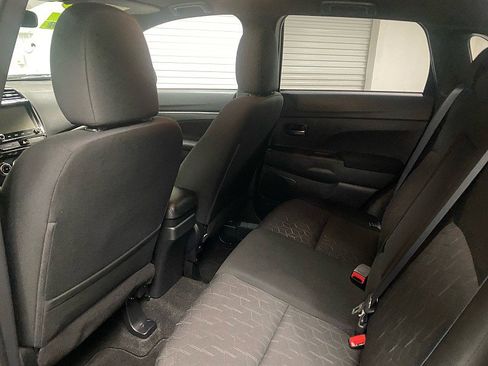 Used 2020 Mitsubishi Outlander Sport ES image 11