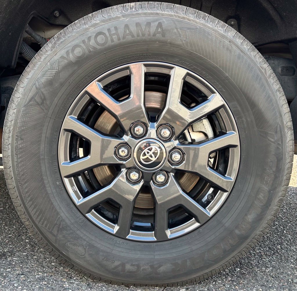 Certified 2025 Toyota 4Runner SR5 AWD/4WD image 27