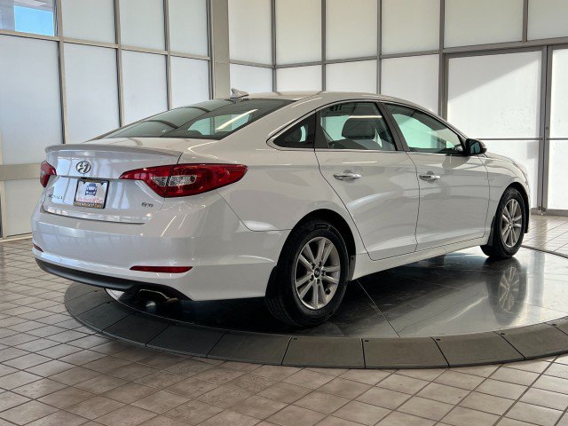 Used 2015 Hyundai Sonata ECO w/ Option Group 08 FWD image 7