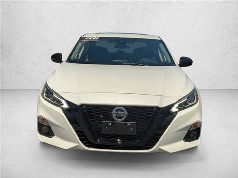 Used 2021 Nissan Altima 2.5 SL FWD image 2