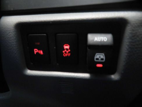 Used 2019 Toyota Sequoia SR5 AWD/4WD image 45