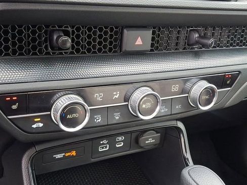 Certified 2024 Honda CR-V EX image 17