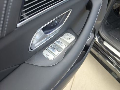 New 2026 Mercedes-Benz GLE 63 AMG S image 21