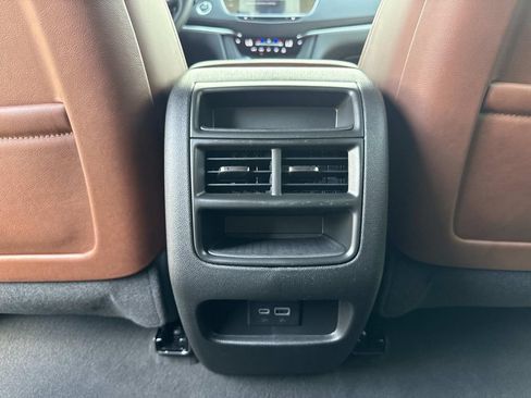 New 2026 Cadillac XT5 Premium Luxury w/ LPO, Premium Carpet Package AWD/4WD image 16